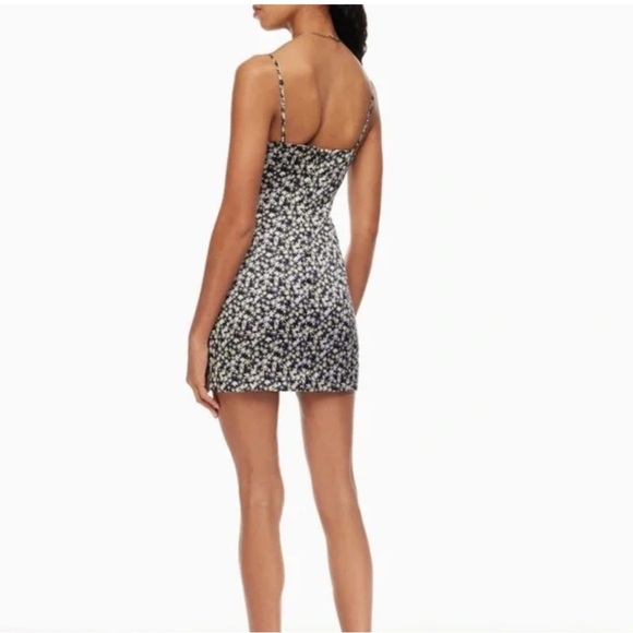 NWT Aritzia Sunday Best ‘Shimmer’ Satin Dress in Black/Lilac Bloom Floral. - Picture 2 of 10